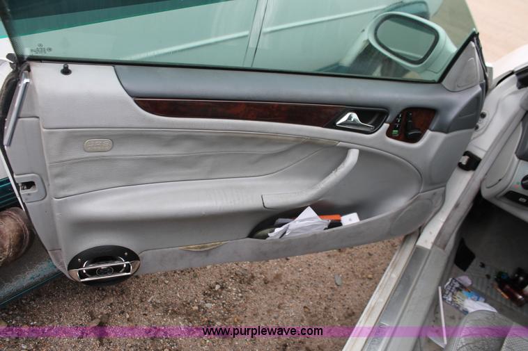 image for item V9222 2000 Mercedes Benz CLK320