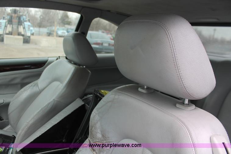 image for item V9222 2000 Mercedes Benz CLK320