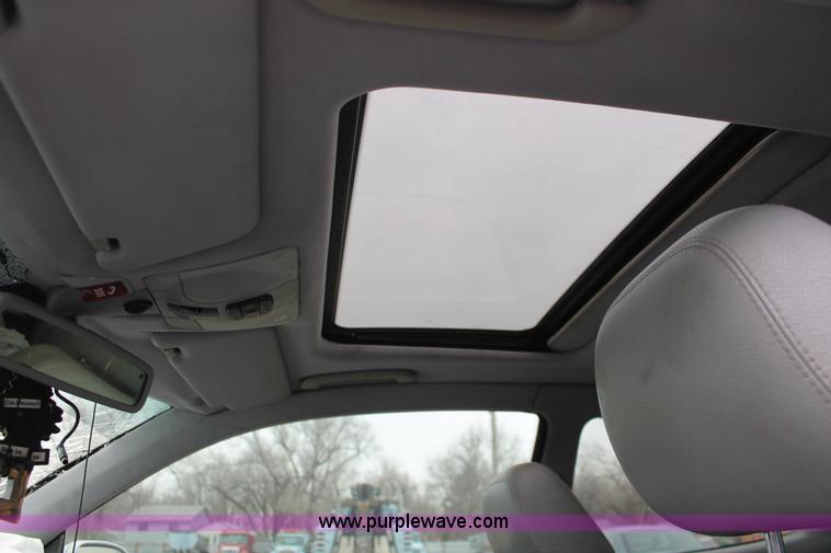 image for item V9222 2000 Mercedes Benz CLK320