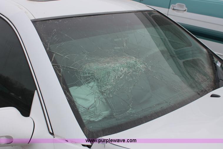 image for item V9222 2000 Mercedes Benz CLK320