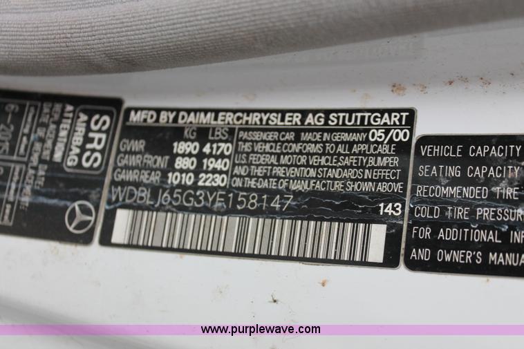 image for item V9222 2000 Mercedes Benz CLK320