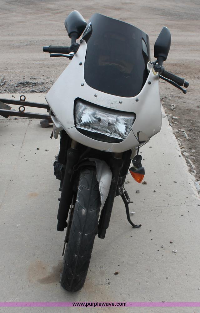 image for item V9224 2007 Kawasaki EX500D Ninja motorcycle