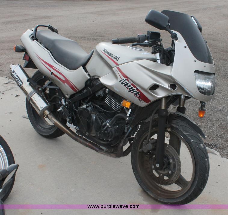 image for item V9224 2007 Kawasaki EX500D Ninja motorcycle