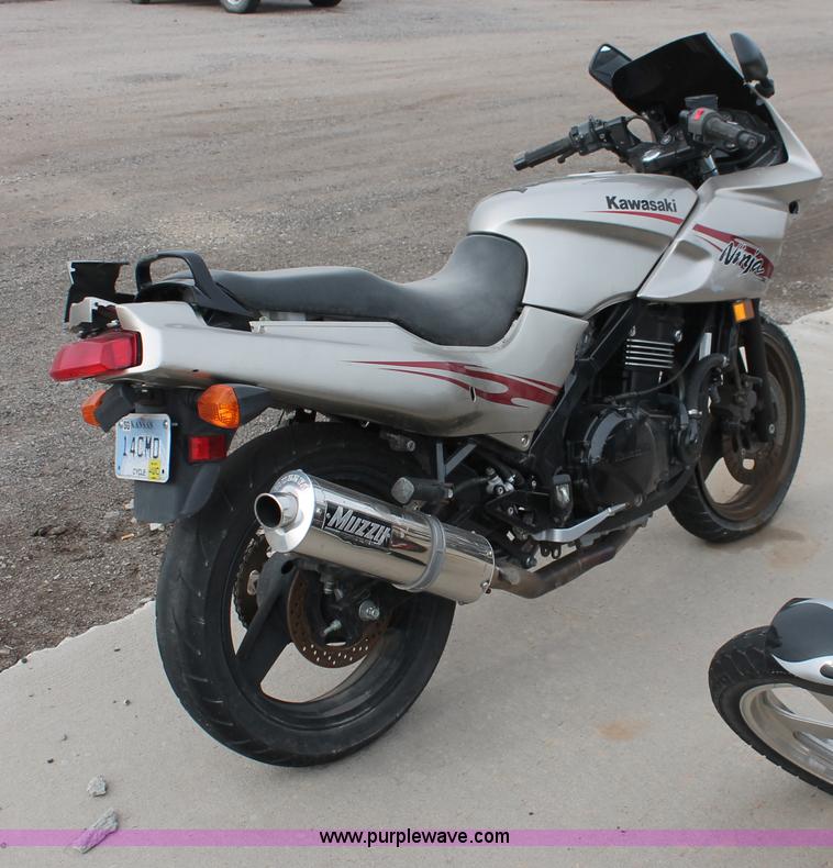 image for item V9224 2007 Kawasaki EX500D Ninja motorcycle