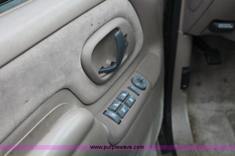 image for item V9226 1997 Chevrolet Tahoe LT SUV