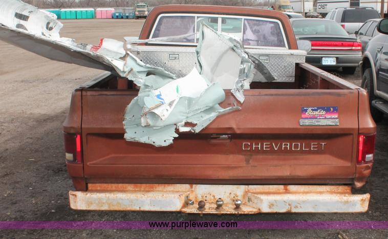image for item V9227 1982 Chevrolet Custom Deluxe 10 pickup truck