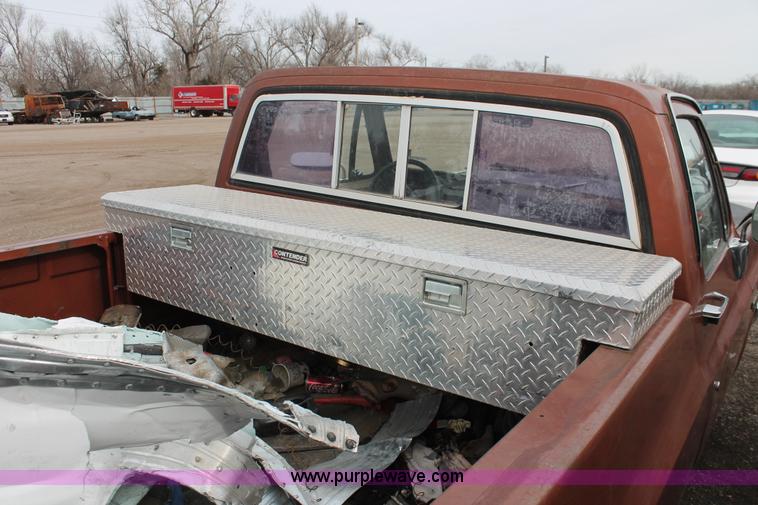 image for item V9227 1982 Chevrolet Custom Deluxe 10 pickup truck