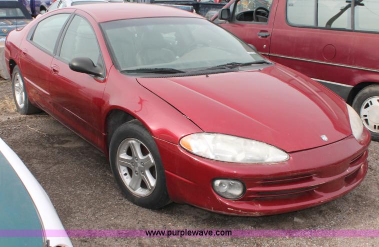 image for item V9228 2002 Dodge Intrepid