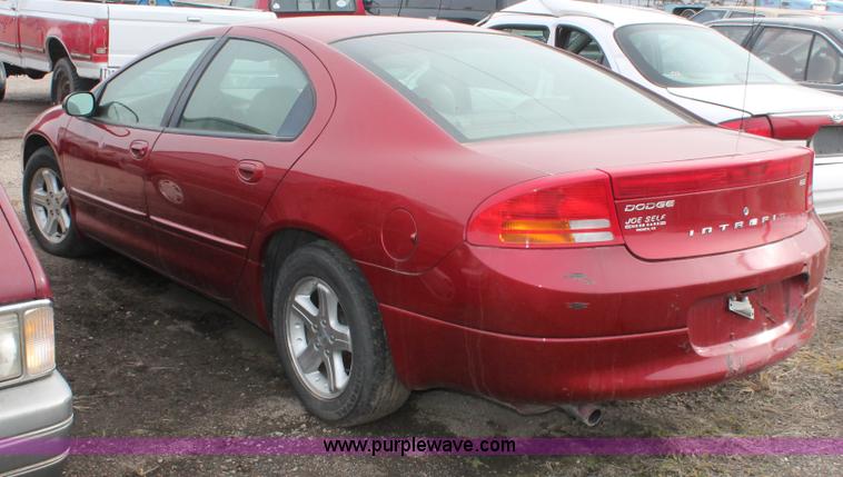 image for item V9228 2002 Dodge Intrepid