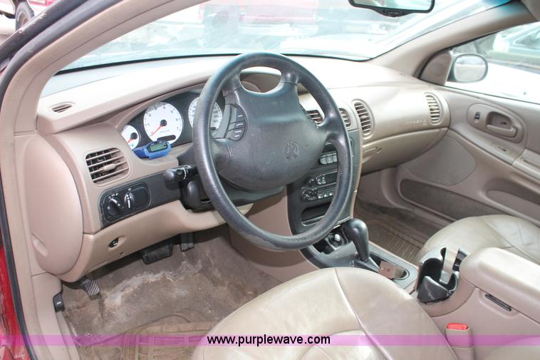 image for item V9228 2002 Dodge Intrepid