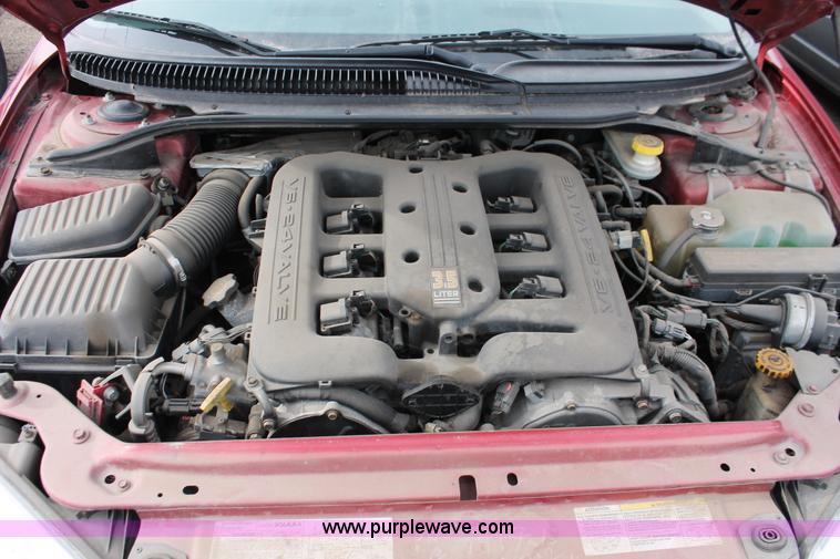image for item V9228 2002 Dodge Intrepid