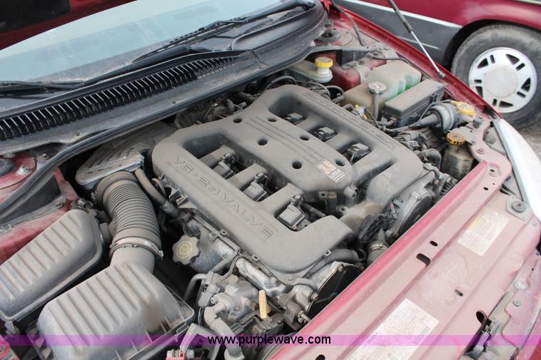 image for item V9228 2002 Dodge Intrepid