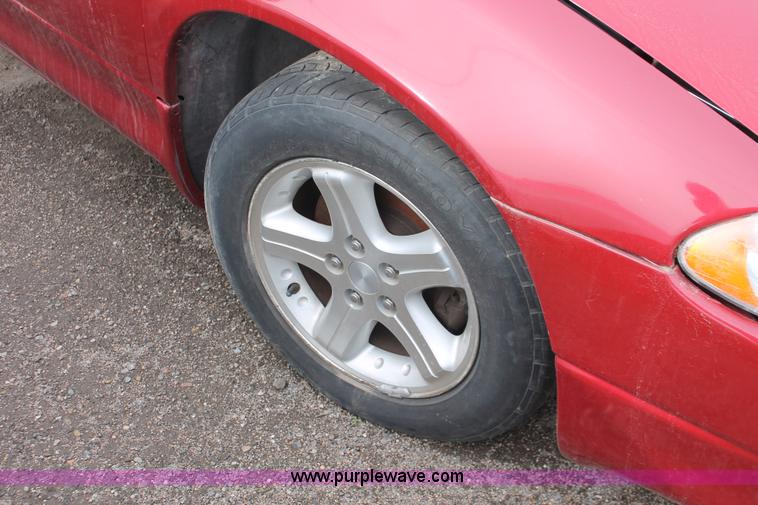 image for item V9228 2002 Dodge Intrepid