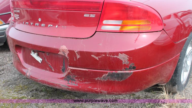 image for item V9228 2002 Dodge Intrepid