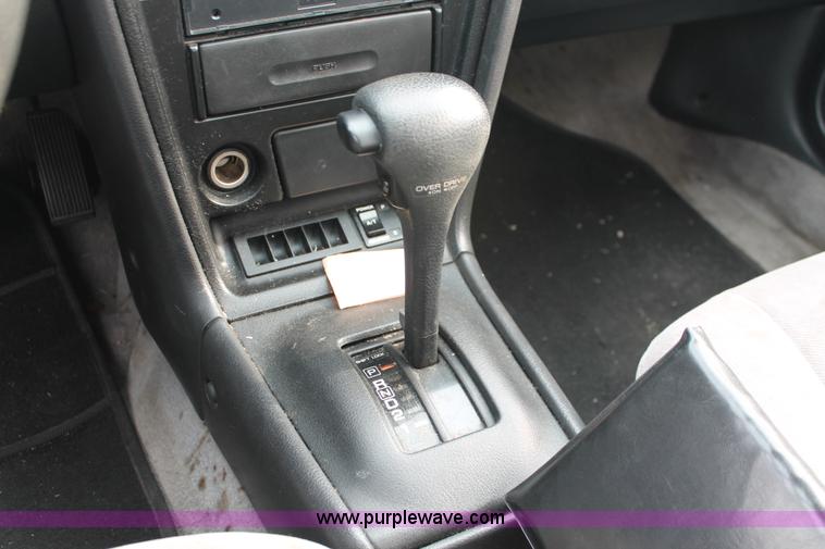 image for item V9229 1994 Nissan Maxima GXE