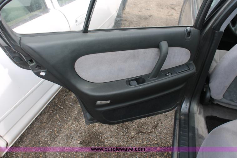image for item V9229 1994 Nissan Maxima GXE