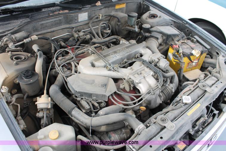 image for item V9229 1994 Nissan Maxima GXE