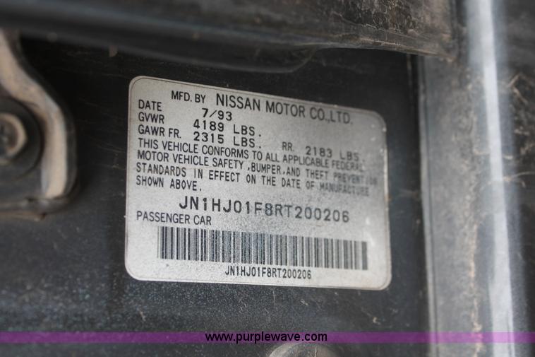 image for item V9229 1994 Nissan Maxima GXE