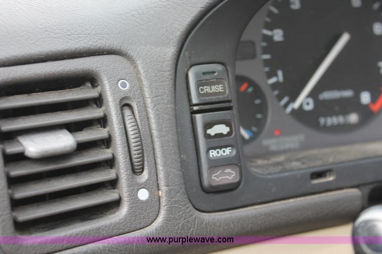 image for item V9232 1992 Acura Legend LS