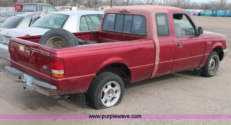image for item V9233 1994 Ford Ranger pickup truck