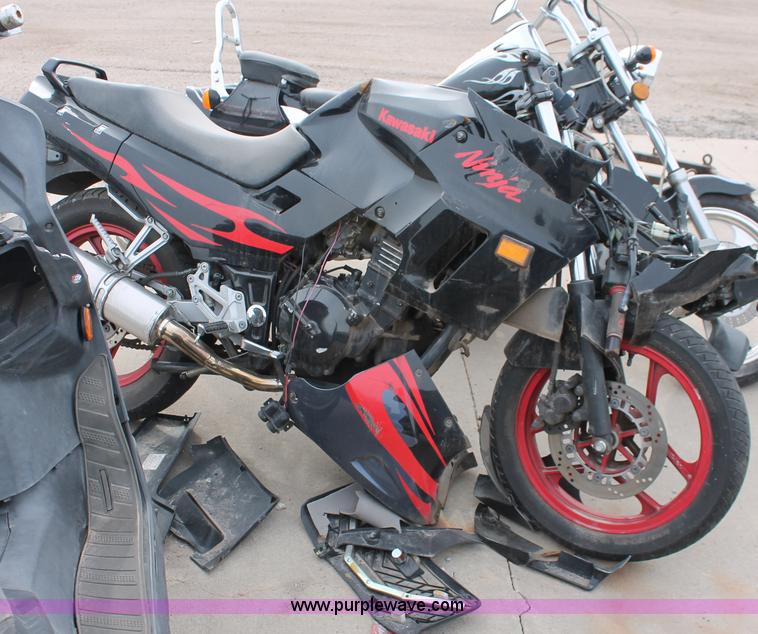 image for item V9234 1995 Kawasaki Ninja motorcycle