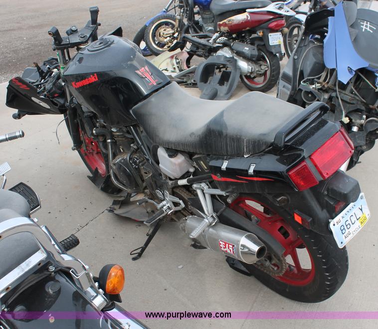 image for item V9234 1995 Kawasaki Ninja motorcycle