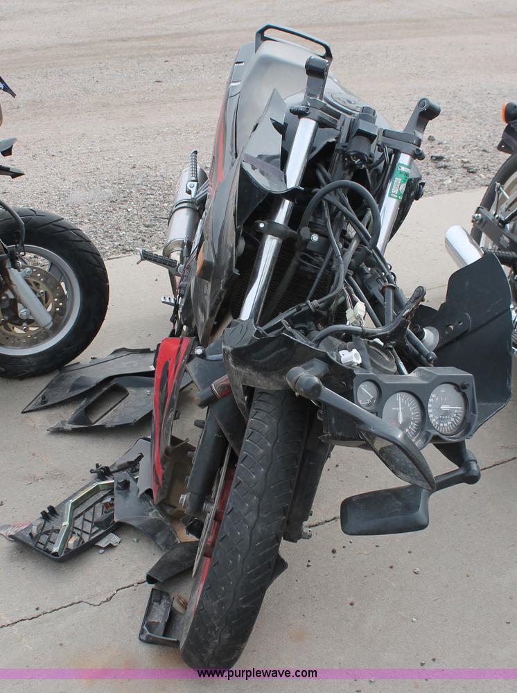 image for item V9234 1995 Kawasaki Ninja motorcycle