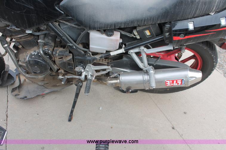 image for item V9234 1995 Kawasaki Ninja motorcycle