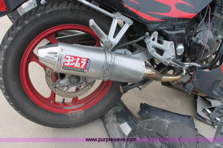 image for item V9234 1995 Kawasaki Ninja motorcycle