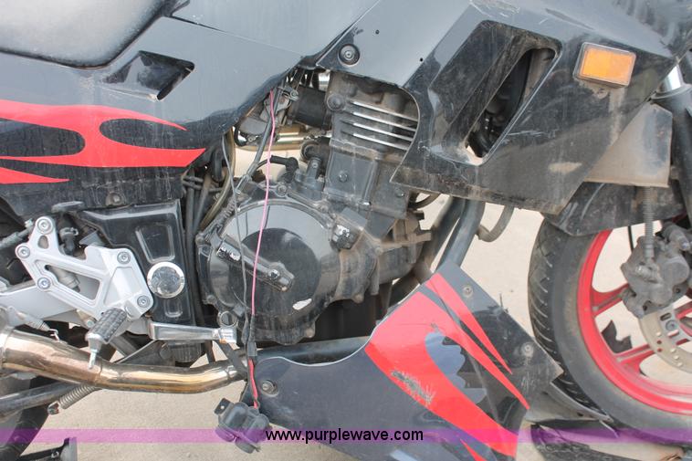 image for item V9234 1995 Kawasaki Ninja motorcycle