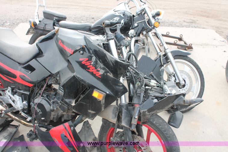 image for item V9234 1995 Kawasaki Ninja motorcycle