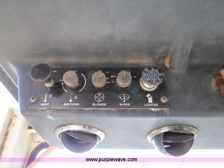 image for item B4606 1976 Case 970 tractor