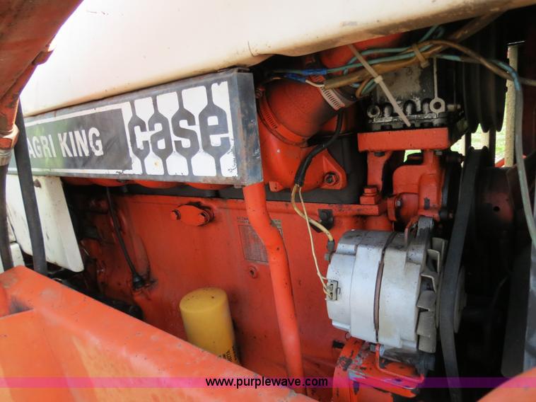 image for item B4606 1976 Case 970 tractor