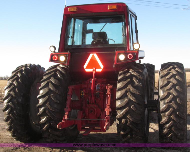 image for item B5338 1979 International 3588 MFWD tractor