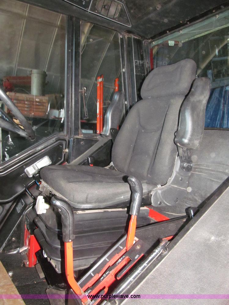 image for item B5338 1979 International 3588 MFWD tractor