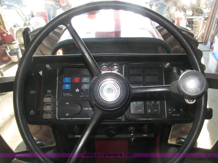 image for item B5338 1979 International 3588 MFWD tractor