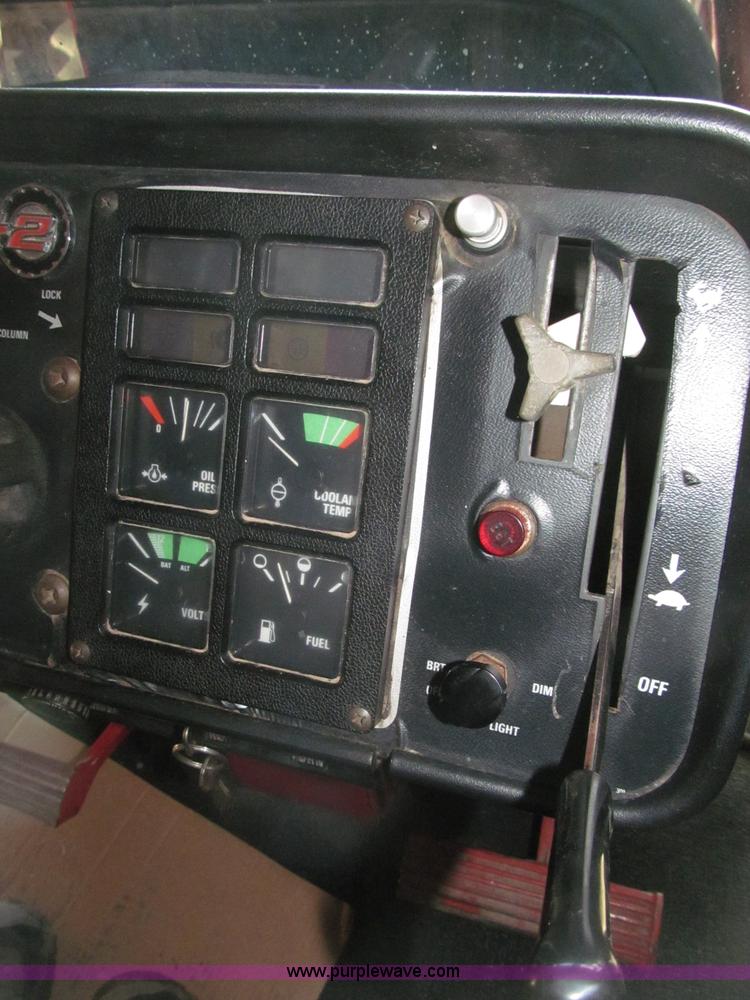 image for item B5338 1979 International 3588 MFWD tractor