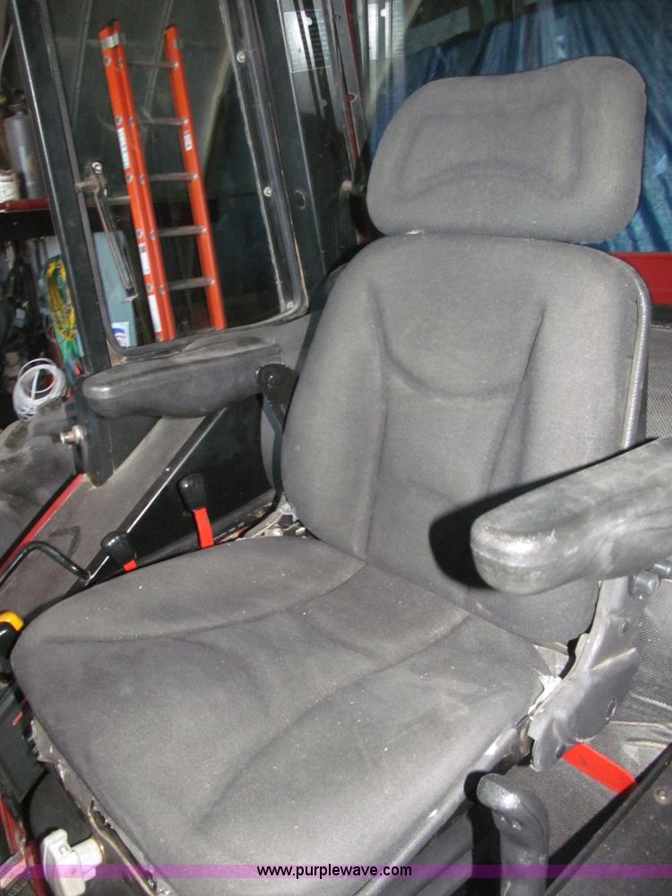 image for item B5338 1979 International 3588 MFWD tractor