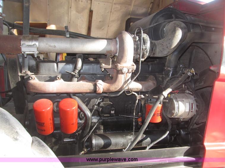 image for item B5338 1979 International 3588 MFWD tractor