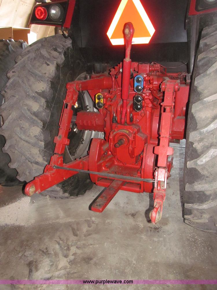 image for item B5338 1979 International 3588 MFWD tractor