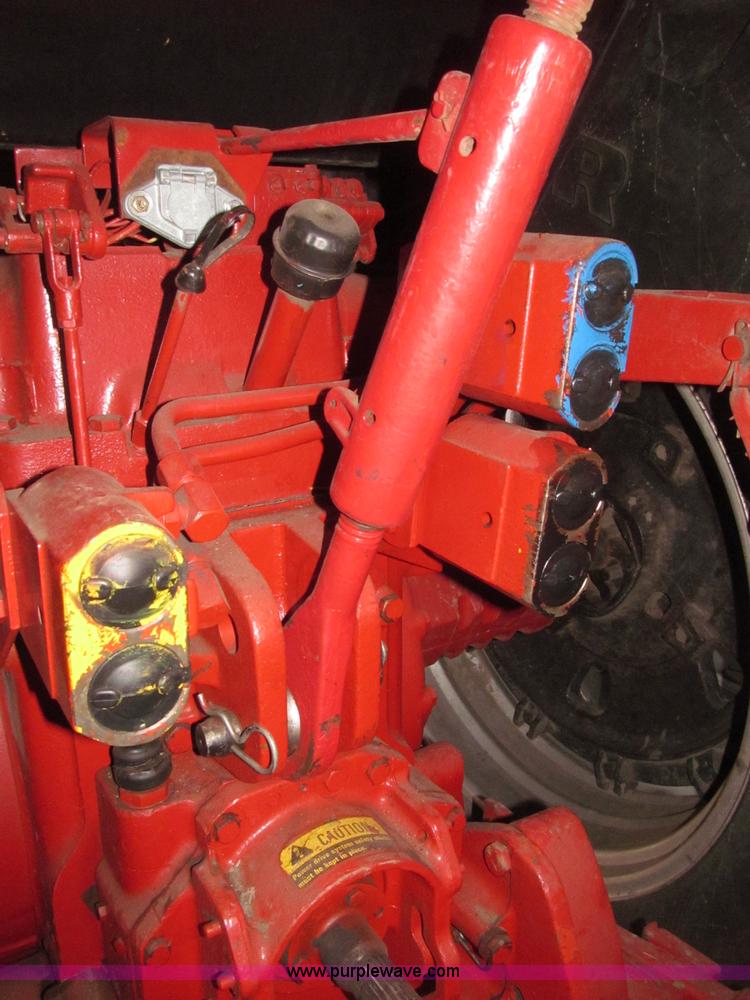 image for item B5338 1979 International 3588 MFWD tractor