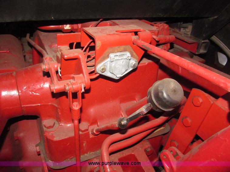 image for item B5338 1979 International 3588 MFWD tractor