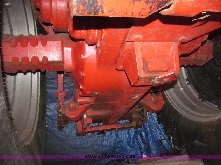 image for item B5338 1979 International 3588 MFWD tractor