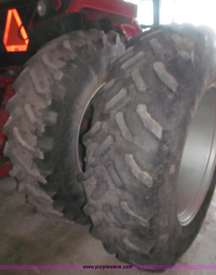 image for item B5338 1979 International 3588 MFWD tractor