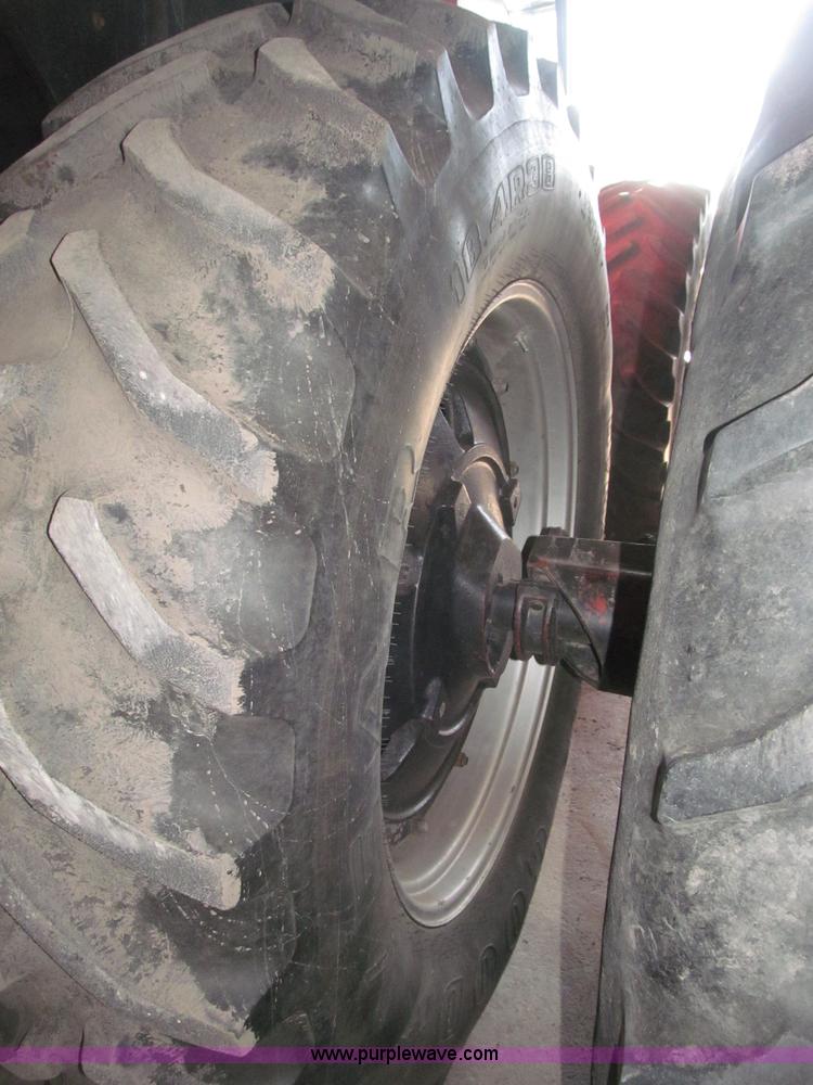 image for item B5338 1979 International 3588 MFWD tractor