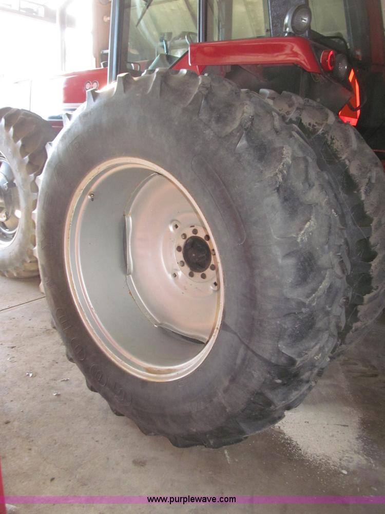 image for item B5338 1979 International 3588 MFWD tractor