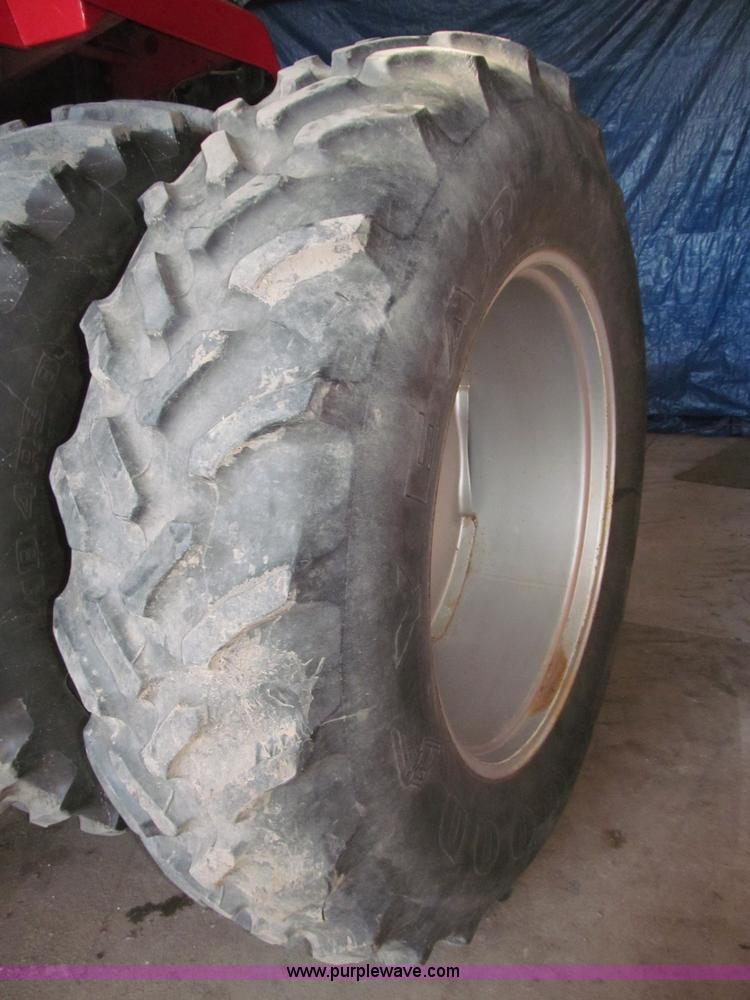 image for item B5338 1979 International 3588 MFWD tractor