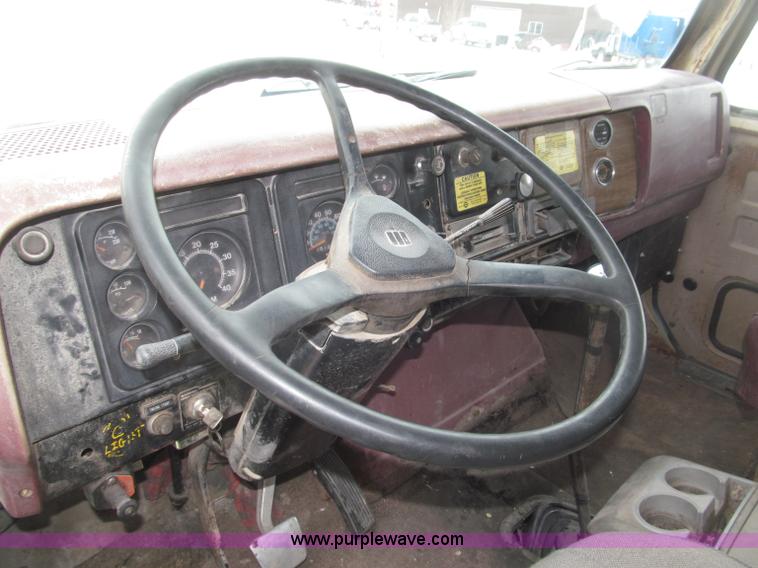 image for item B5347 1978 International F2554 dump truck