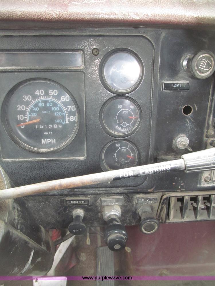 image for item B5347 1978 International F2554 dump truck