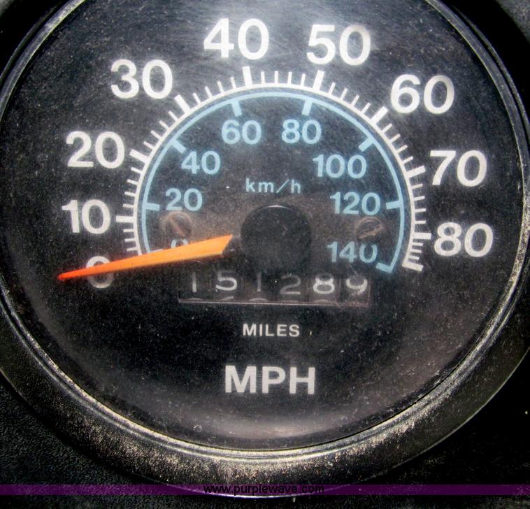 image for item B5347 1978 International F2554 dump truck